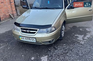 Седан Daewoo Nexia 2011 в Вільшанах