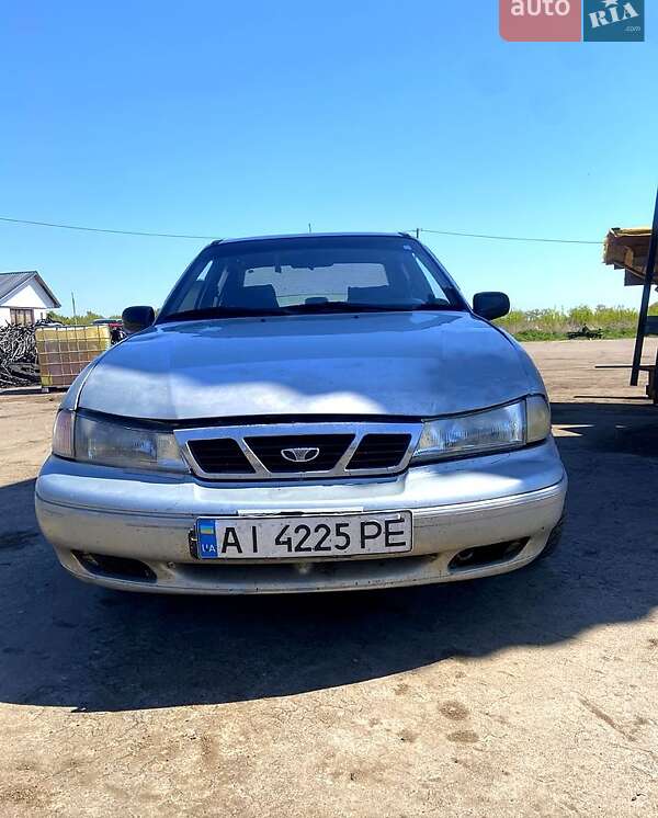 Седан Daewoo Nexia 2008 в Яготине