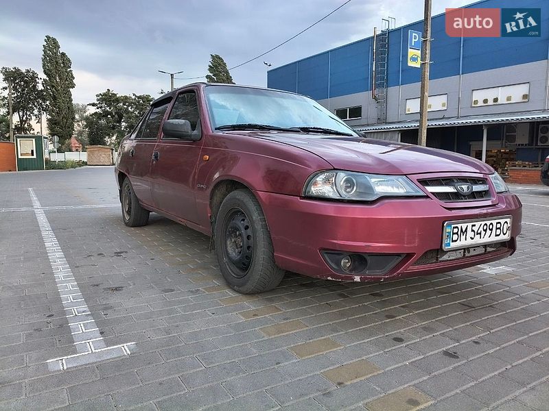 Седан Daewoo Nexia 2008 в Ромнах