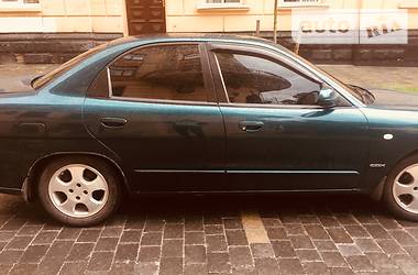 Седан Daewoo Nubira 2001 в Львове