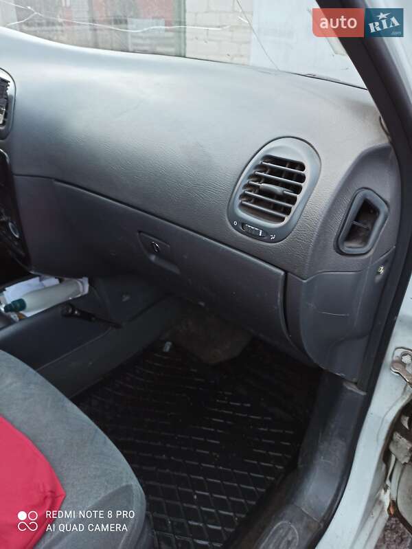 Седан Daewoo Nubira 1998 в Кременчуге