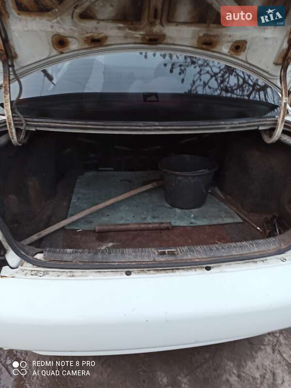 Седан Daewoo Nubira 1998 в Кременчуге