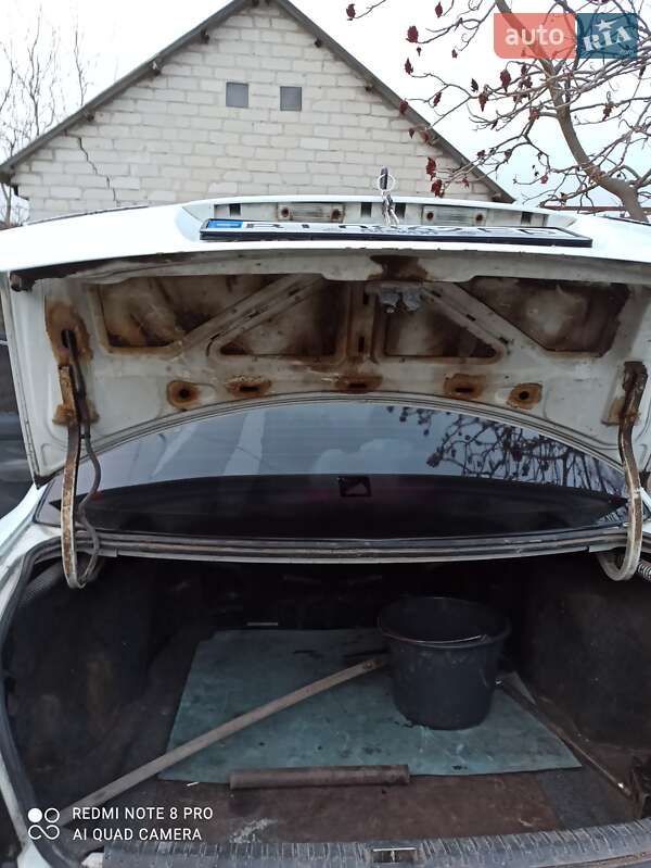 Седан Daewoo Nubira 1998 в Кременчуге