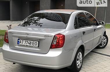 Седан Daewoo Nubira 2003 в Ивано-Франковске