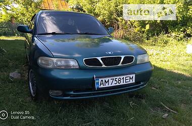 Седан Daewoo Nubira 1998 в Бердичеве