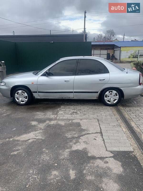 Седан Daewoo Nubira 1999 в Харькове