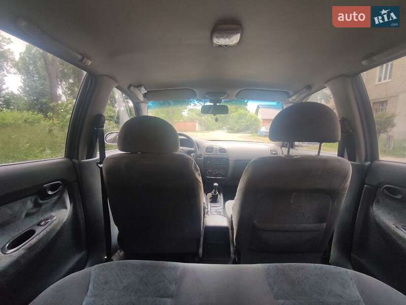 Універсал Daewoo Nubira 1998 в Харкові