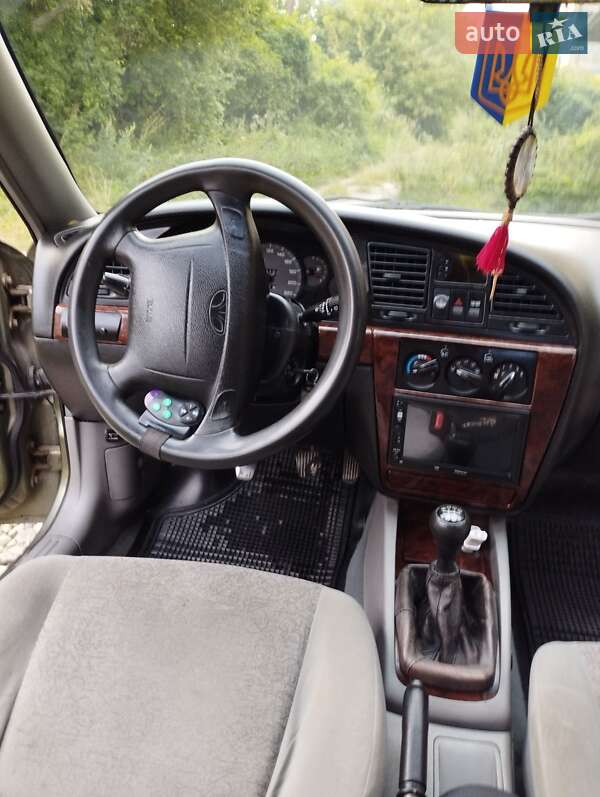 Седан Daewoo Nubira 2003 в Борщеве фото 11 Седан Daewoo Nubira 2003 в Борщеве