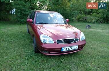 Седан Daewoo Nubira 2003 в Лисянці