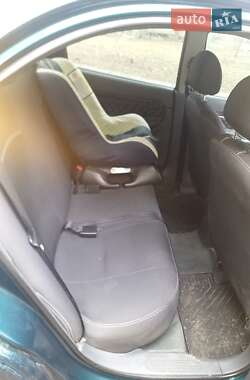 Седан Daewoo Nubira 1998 в Дніпрі