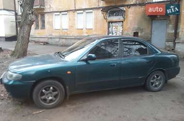 Седан Daewoo Nubira 1998 в Дніпрі