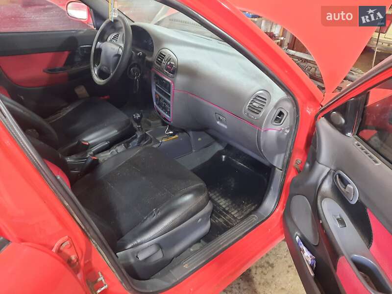 Хэтчбек Daewoo Nubira 1998 в Покрове