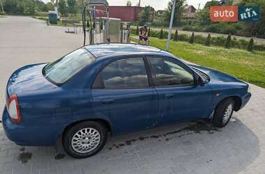 Седан Daewoo Nubira 2000 в 