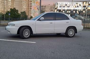 Седан Daewoo Nubira 1998 в 