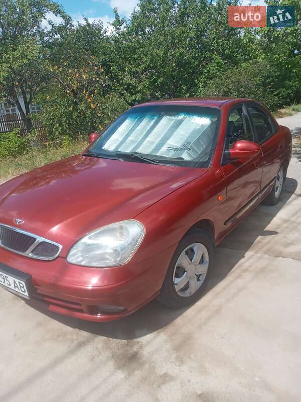 Седан Daewoo Nubira 2003 в Кривому Розі