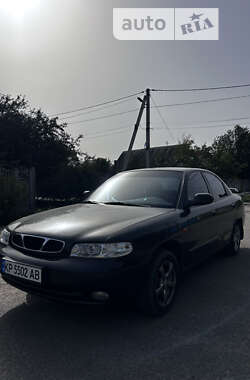 Седан Daewoo Nubira 1998 в Запорожье