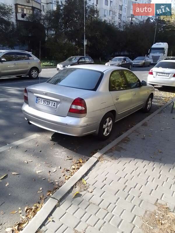 Седан Daewoo Nubira 2003 в Одессе