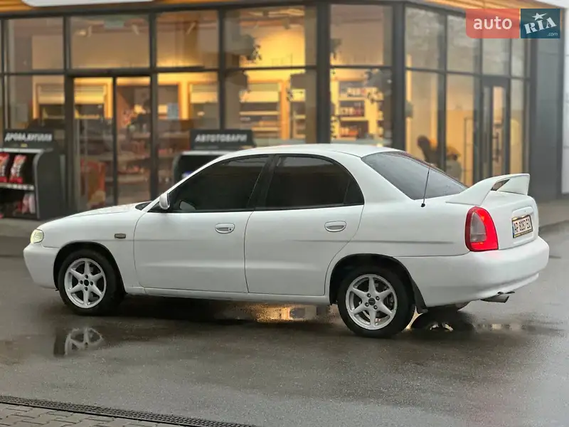 Daewoo Nubira 1998