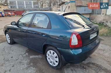 Хэтчбек Daewoo Nubira 1998 в Одессе