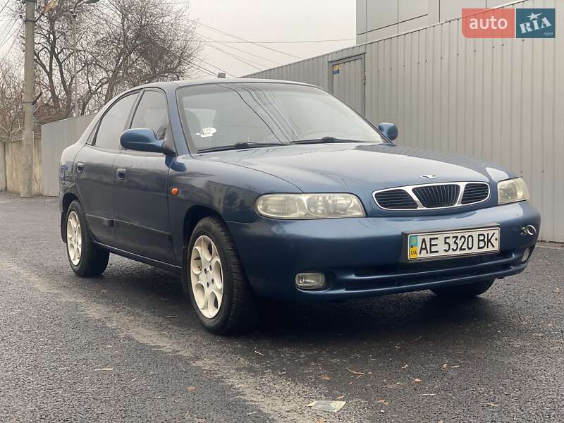 Daewoo Nubira 1998