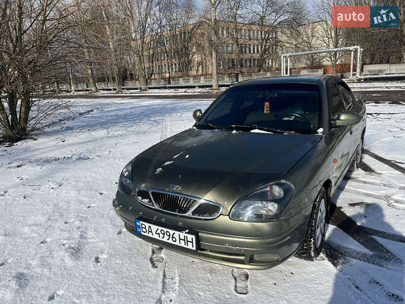 Седан Daewoo Nubira 2003 в Александрие