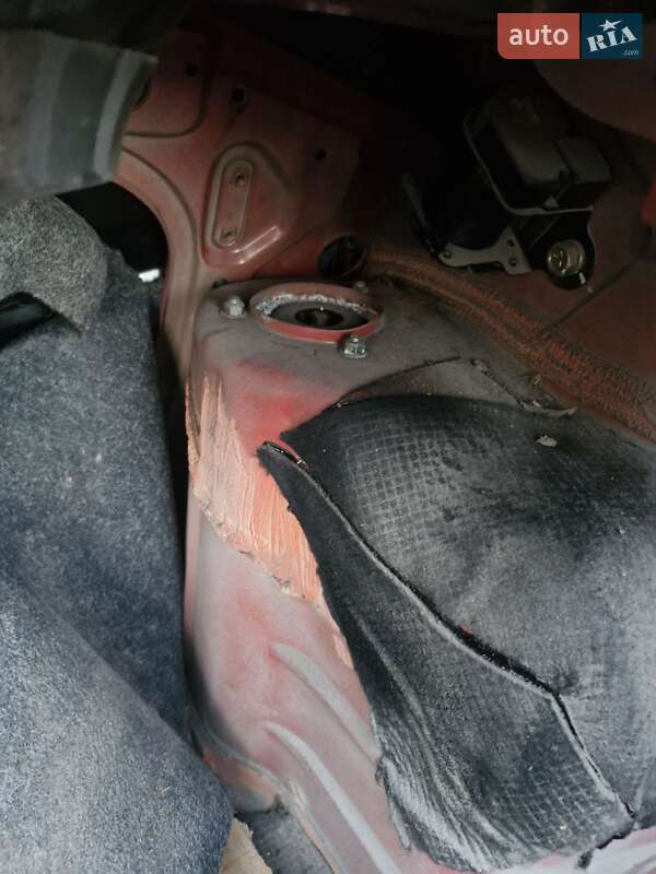 Седан Daewoo Nubira 1998 в Запорожье фото 9 Седан Daewoo Nubira 1998 в Запорожье