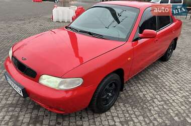 Седан Daewoo Nubira 1998 в Полтаві