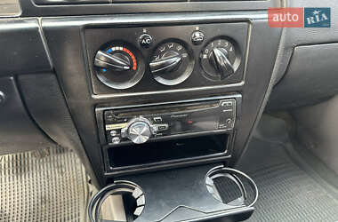 Седан Daewoo Nubira 2001 в 