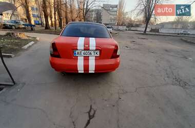 Хэтчбек Daewoo Nubira 1998 в 