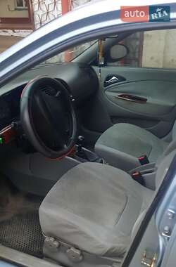 Седан Daewoo Nubira 2003 в 