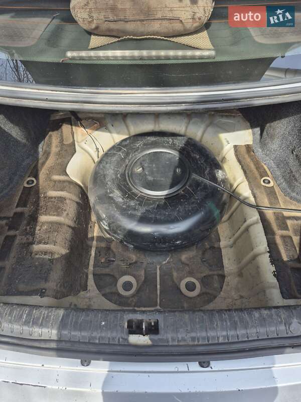 Седан Daewoo Nubira 2003 в Запорожье