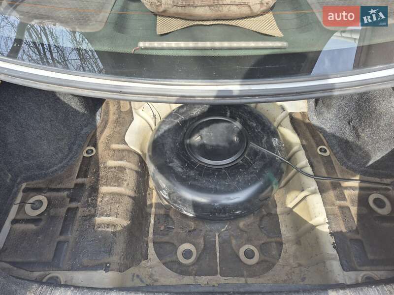 Седан Daewoo Nubira 2003 в Запорожье