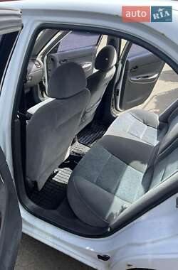 Седан Daewoo Nubira 1998 в 