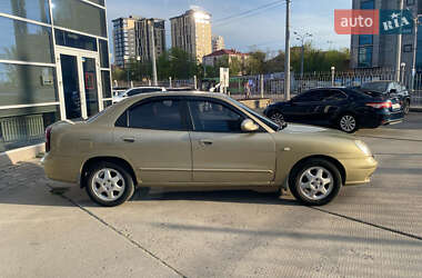Седан Daewoo Nubira 2001 в 