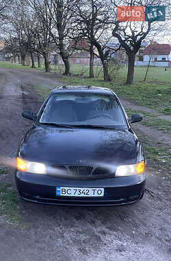 Седан Daewoo Nubira 1998 в Львове