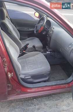 Седан Daewoo Nubira 1998 в  фото 3 Седан Daewoo Nubira 1998 в