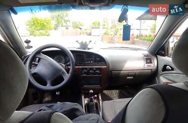 Седан Daewoo Nubira 2003 в 