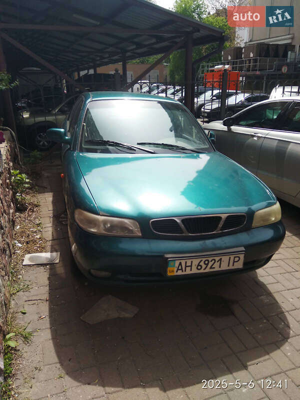 Седан Daewoo Nubira 1998 в 