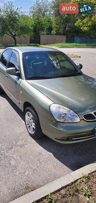 Седан Daewoo Nubira 2003 в Харькове