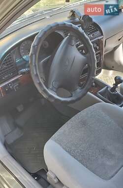 Седан Daewoo Nubira 2003 в 