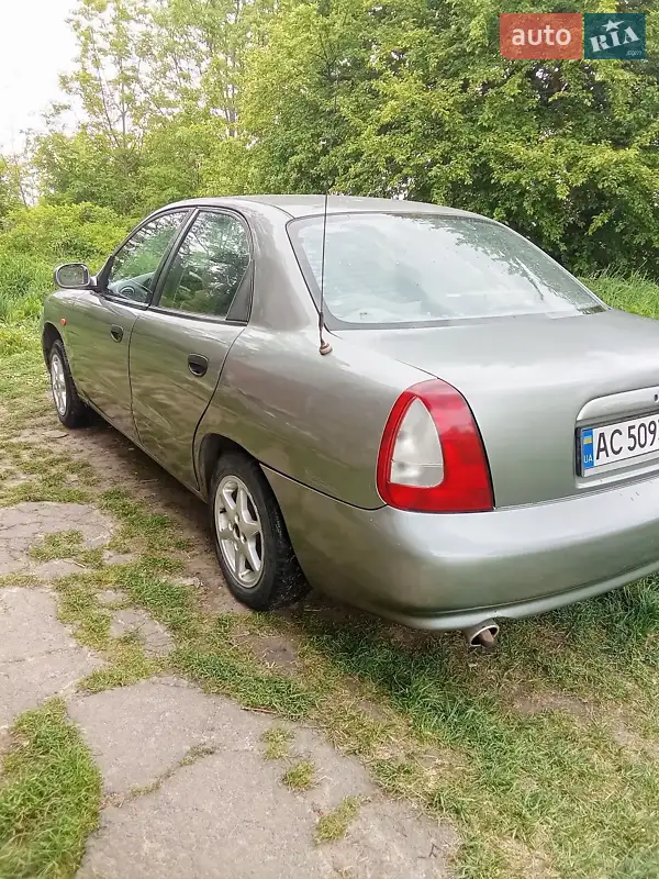 Daewoo Nubira