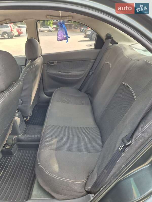 Седан Daewoo Nubira 1997 в Запорожье