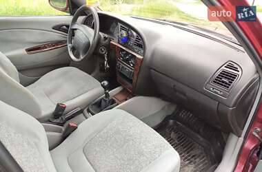 Седан Daewoo Nubira 2003 в 
