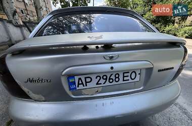 Хетчбек Daewoo Nubira 1998 в 