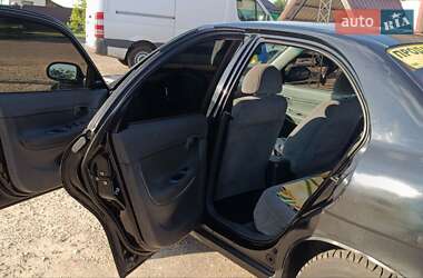 Седан Daewoo Nubira 1998 в 