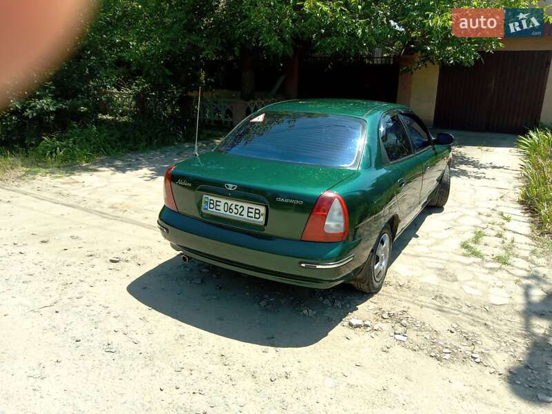 Седан Daewoo Nubira 1997 в Николаеве