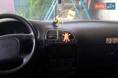 Седан Daewoo Nubira 1998 в Барвенкове