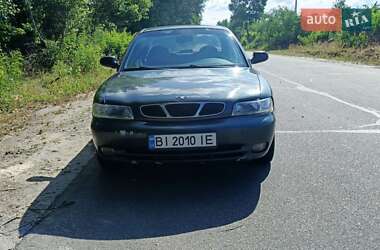 Седан Daewoo Nubira 1998 в Горішніх Плавнях