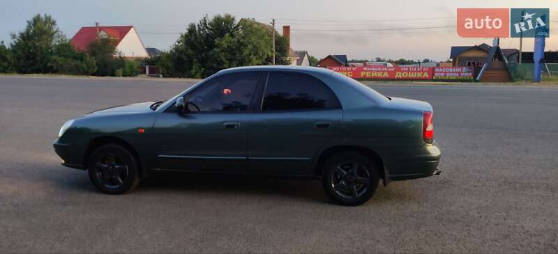 Седан Daewoo Nubira 2003 в Черкассах