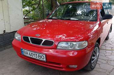 Седан Daewoo Nubira 1998 в Казанке